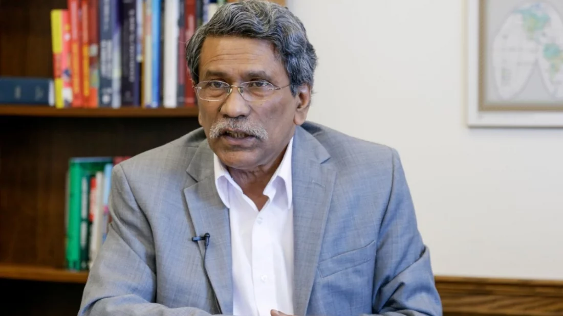 ফ্যাসিস্ট শাসকের পলায়নে গণতন্ত্রের প্রাথমিক বিজয় হয়েছে: আলী রীয়াজ