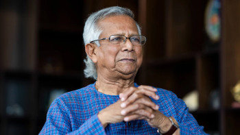 দেশে ফিরেছেন প্রধান উপদেষ্টা