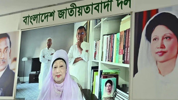 গণতন্ত্র প্রতিষ্ঠায় সবাইকে ঐক্যবদ্ধ হতে হবে: খালেদা জিয়া