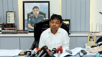 সাবেক ডিবি প্রধান হারুনের বিরুদ্ধে গ্রেপ্তারি পরোয়ানা