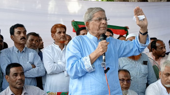 অপকর্ম বন্ধ করুন, না হয় জনগণ ছুড়ে মারবে: নেতাকর্মীদেরকে মির্জা ফখরুল