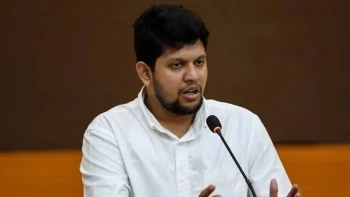 আলোচনার মাধ্যমে জবির সমস্যা দ্রুত সমাধান করা হবে : মাহফুজ আলম