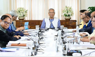 লুটপাটের অর্থ ব্যবস্থাপনার জন্য একটি বিশেষ তহবিল গঠনের নির্দেশ প্রধান উপদেষ্টার