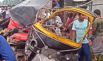 কোরবানীর গরু কিনতে গিয়ে সড়ক দুর্ঘটনায় পিতা পুত্রসহ নিহত-৫