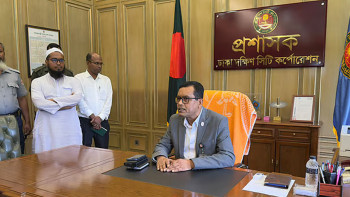 দেড় মাস পর নগর ভবনে ফিরলেন দক্ষিণ সিটির প্রশাসক