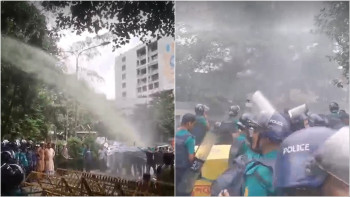 কাকরাইলে পুলিশের জলকামানে ছত্রভঙ্গ যমুনামুখী চাকরিচ্যুত বিডিআর সদস্যরা
